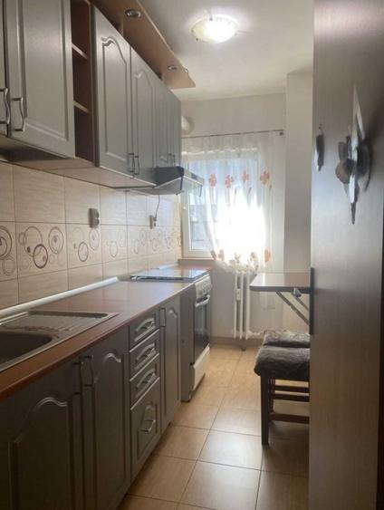 Apartament cu 2 camere semidecomandat în Micălaca