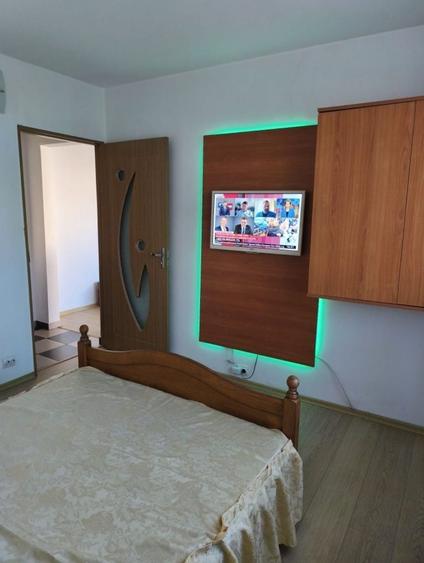 Inchiriez apartament 2 camere, Craiovita Noua - 4