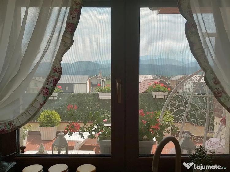 Apartament cu 3 camere decomandat în Vest