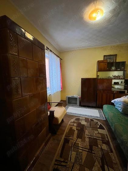 Casă cu 2 camere în Central