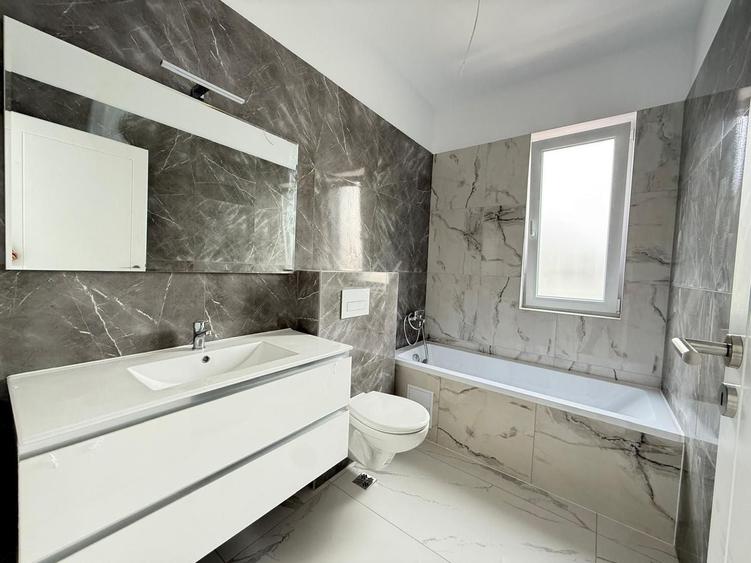 3 camere.  Etaj intermediar. Asfalt. Loc de parcare. - 5