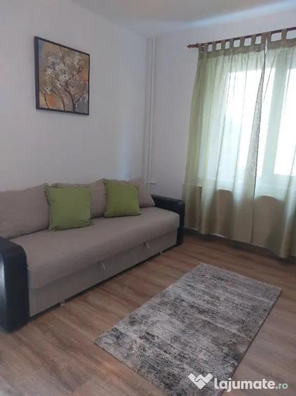 Garsonieră decomandată în Ozana