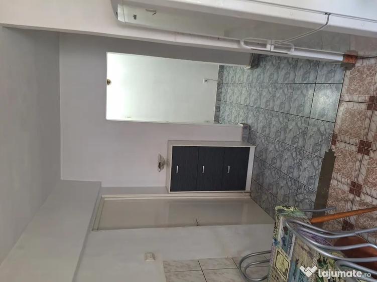 Apartament cu 2 camere decomandat în Piața Nouă