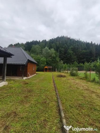 Casă cu 5 camere cu Teren 1250 Mp în Marginea