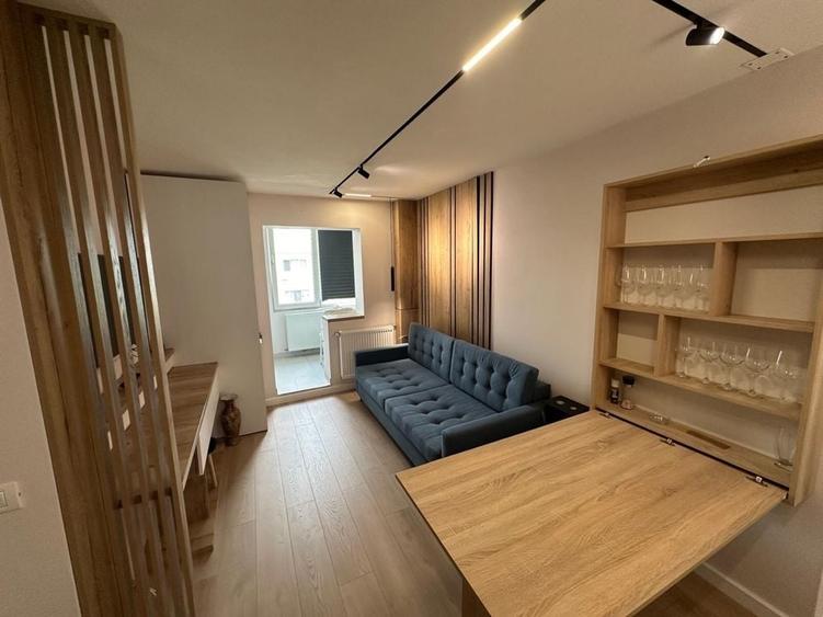 Apartament cu 2 camere decomandat în Aviației