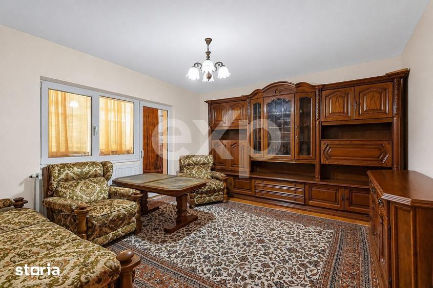 Apartament cu 3 camere decomandat în Central