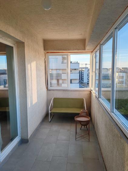 Apartament cu 2 camere decomandat în Runcu