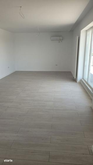 Apartament cu 3 camere în Titan