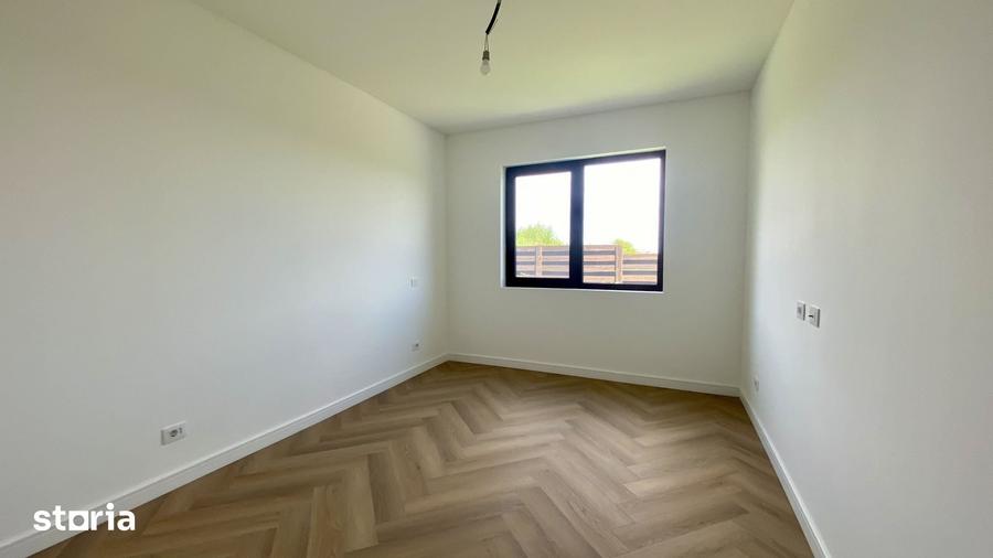 Casă cu 4 camere cu Teren 561 Mp în Ciurea