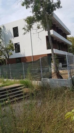 Spațiu comercial, de 800 mp, în Central