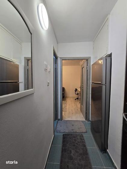 Garsoniera centru-zona Ciuperca renovata,izolata,contorizata - 1