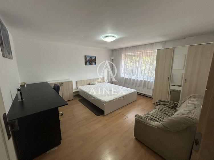 Apartament cu 4 camere decomandat, mobilat în Torontalului