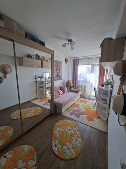 Casă cu 4 camere cu Teren 400 Mp în Sânpetru