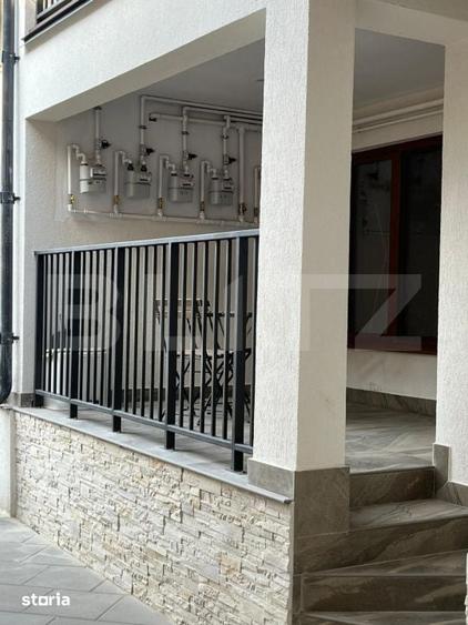 Casă cu 10 camere cu Teren 380 Mp în Central