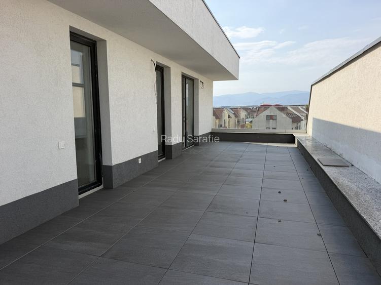 penthouse 4 camere 115 mp + terase 80 mp Ratiu Selimbar