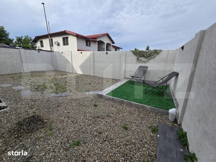 Casă cu 4 camere decomandat în Priseaca