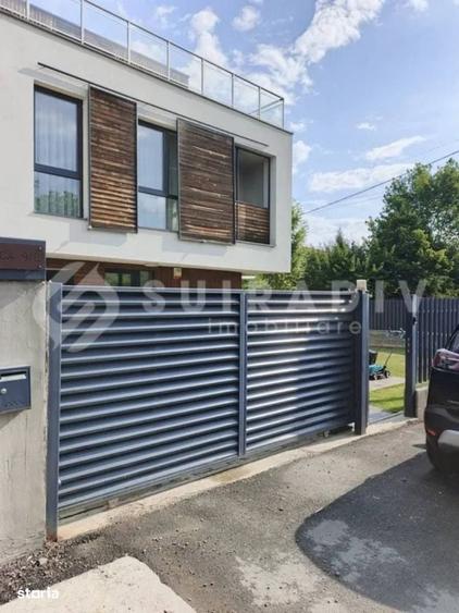Casă cu 4 camere în Europa