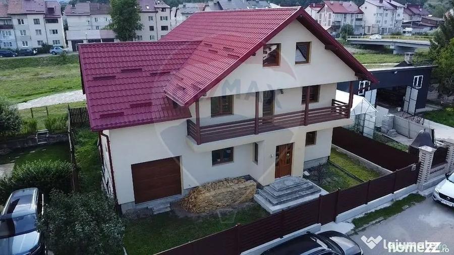 Casă cu 5 camere cu Teren 302 Mp în Gura Humorului