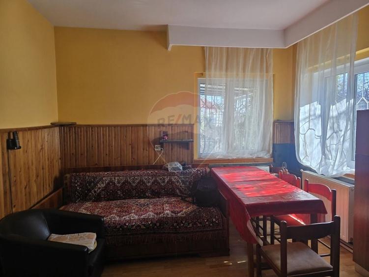 Casă individuală cu 2 camere cu Teren 571 Mp în Andrei Mureșanu