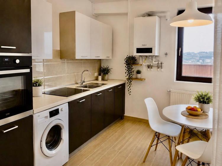Apartament cu 2 camere decomandat în Nerva Traian