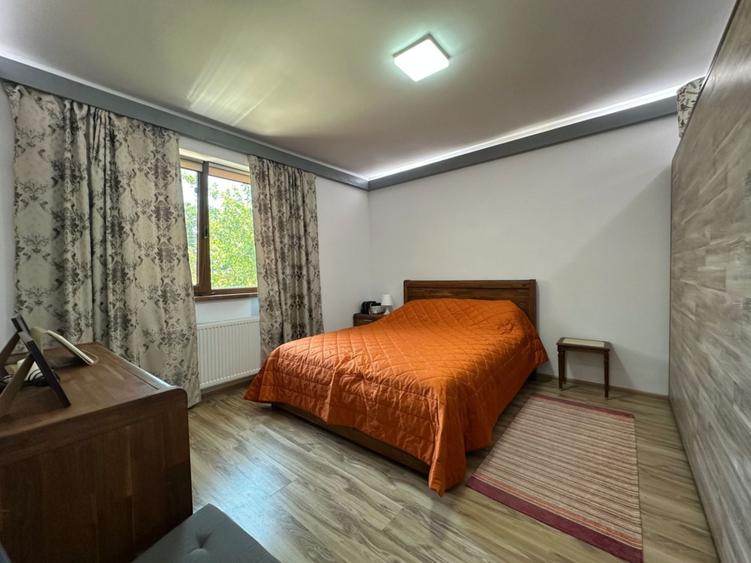 Casă individuală cu 5 camere cu Canalizare în Corbeanca