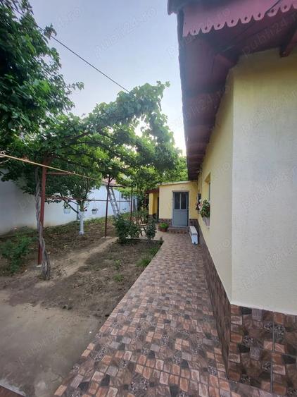 Casă cu 4 camere în Coiciu