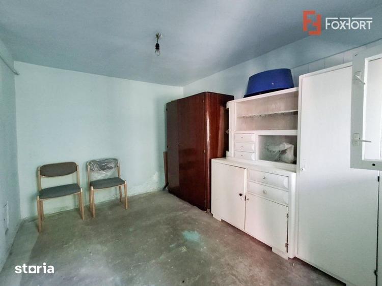 Casă cu 4 camere cu Canalizare în Crișan