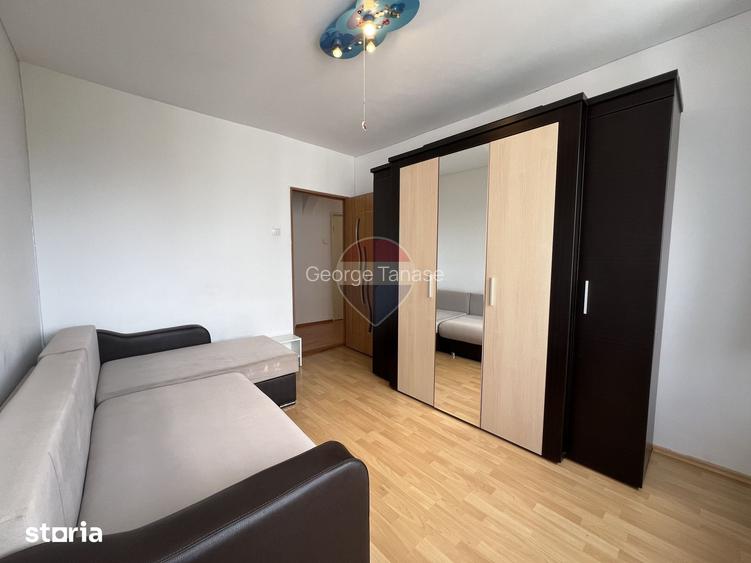 Apartament spa?ios 3 camere, 2 bai - Ciresica