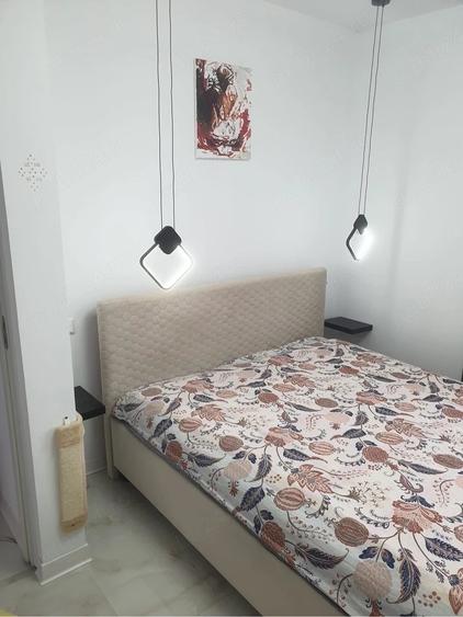 Casă cu Teren 200 Mp în Central