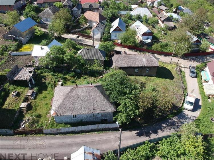 Casă cu 4 camere cu Teren 1000 Mp în Hăulișca