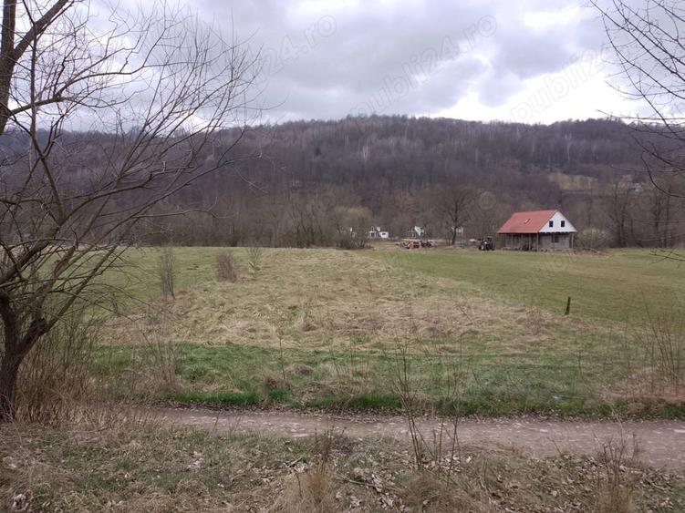 Teren de 1230 mp, în Gară