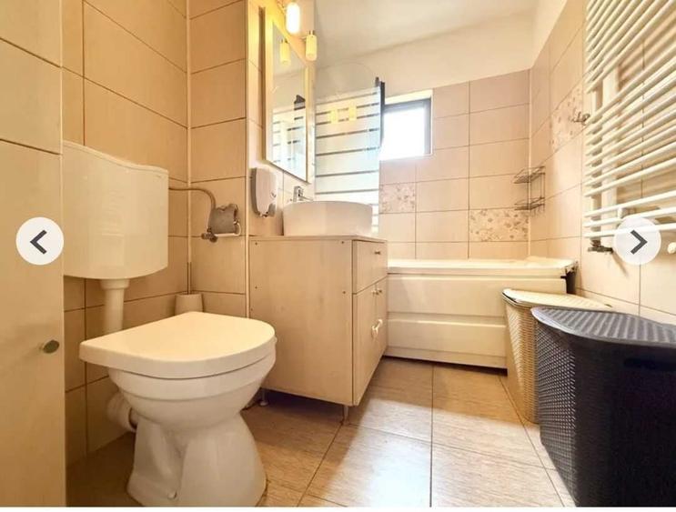 Apartament cu 3 camere decomandat în Dâmbovița