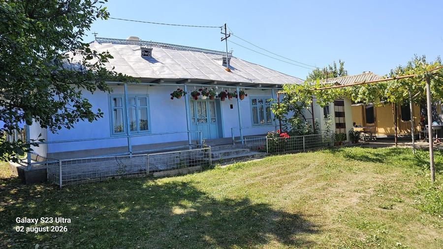 Casă cu 3 camere în Central