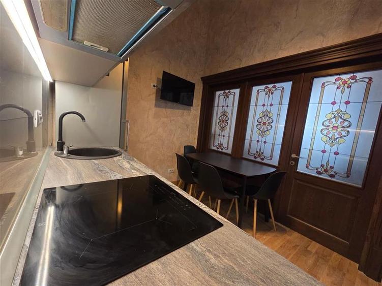 Apartament cu 2 camere nedecomandat în Central