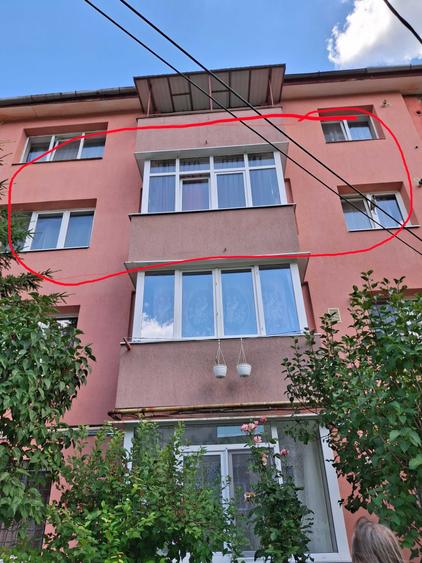 Apartament cu 2 camere decomandat în Central