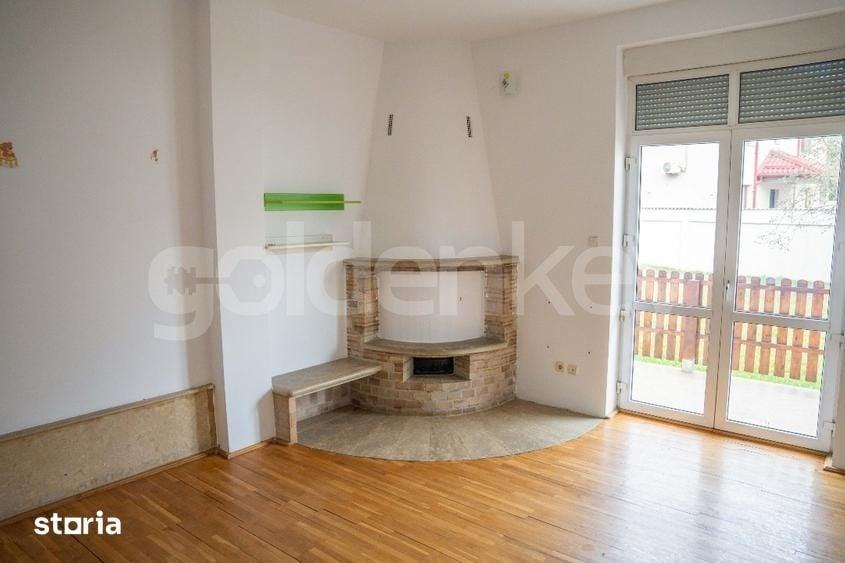 Casă cu Teren 1775 Mp în Central