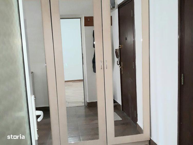 Apartament cu 2 camere semidecomandat în Moșilor