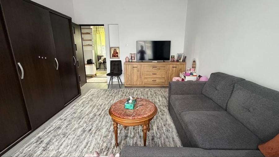 Apartament cu 2 camere decomandat în Drumul Carului
