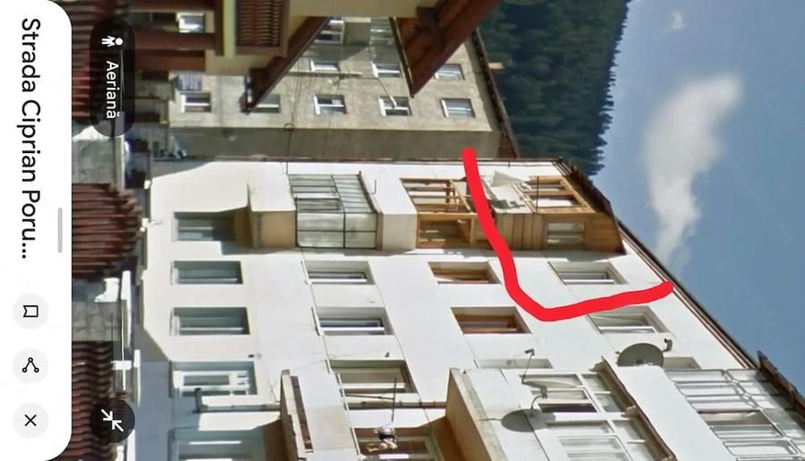 Apartament cu 3 camere semidecomandat în Central