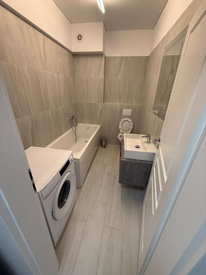 Apartament cu 2 camere decomandat în Tătărași