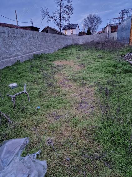 Teren de 400 mp, în Brăilița
