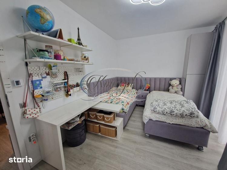 Apartament cu 3 camere semidecomandat în Central
