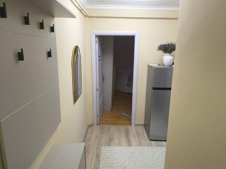 Garsonieră decomandată în Central