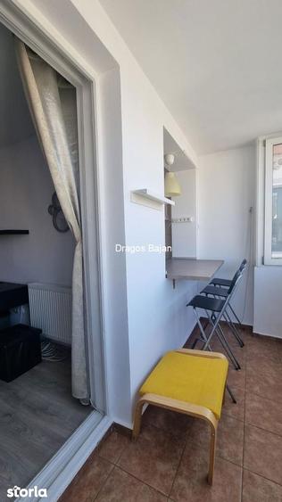 Apartament cu 2 camere, mobilat în Romană