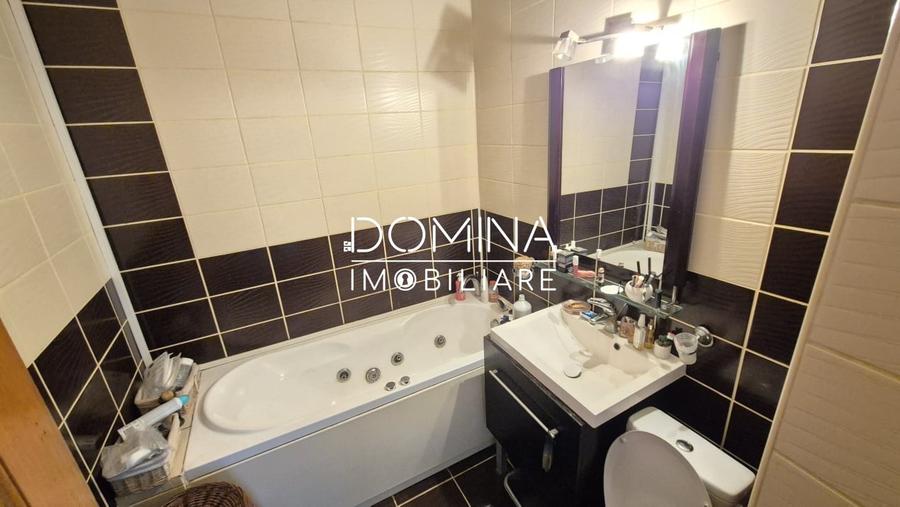 Apartament cu 3 camere decomandat, mobilat în Ultracentral