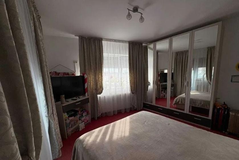 Apartament cu 2 camere semidecomandat, mobilat în Fundeni