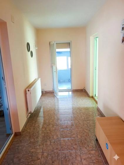 Casă cu 4 camere cu Teren 1040 Mp în Mărăcineni