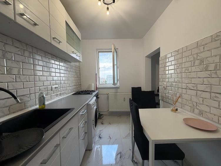 Apartament cu 2 camere decomandat în Dristor