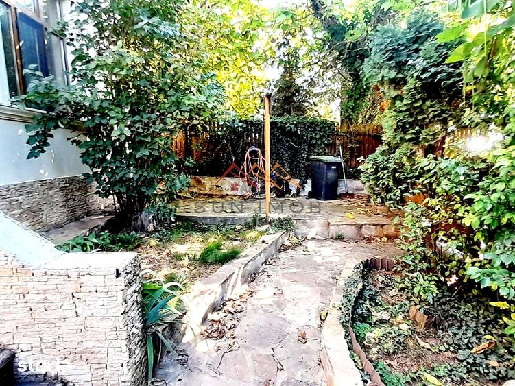 Casă cu 5 camere cu Teren 192 Mp în Sud