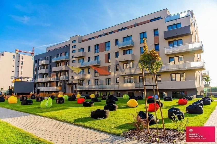 Apartament cu 3 camere decomandat în Libertății